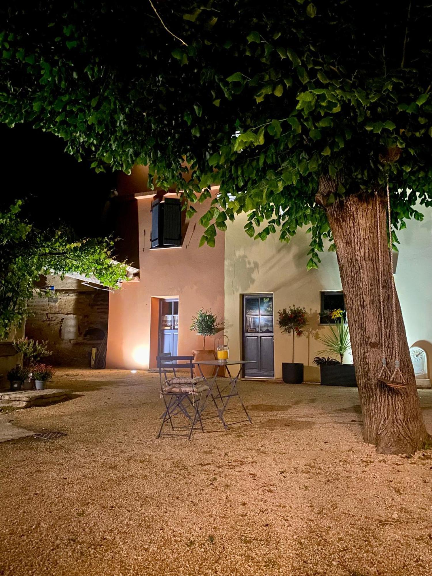 Ferienwohnung Le Domaine D'Adrien Larnage Exterior foto